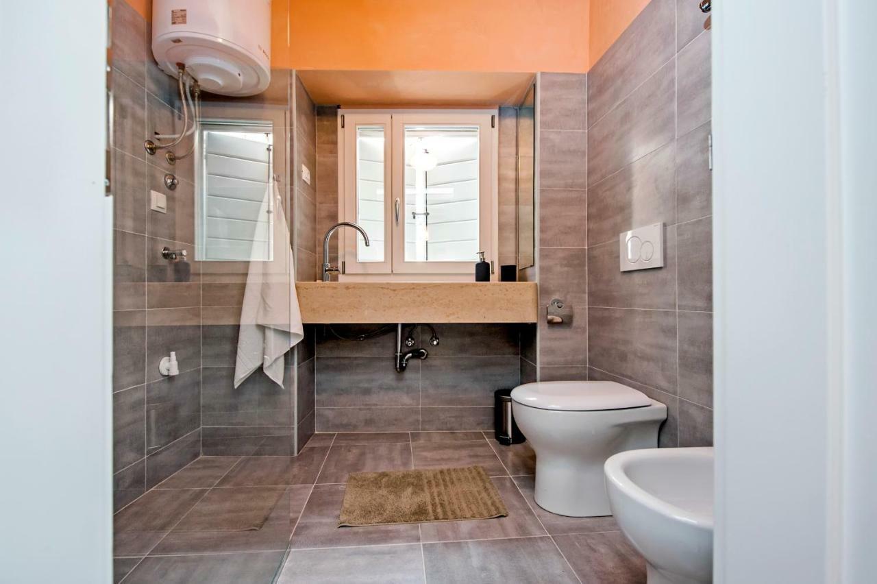 Apartment And Studio Ca' 3 Vie 罗维尼 外观 照片